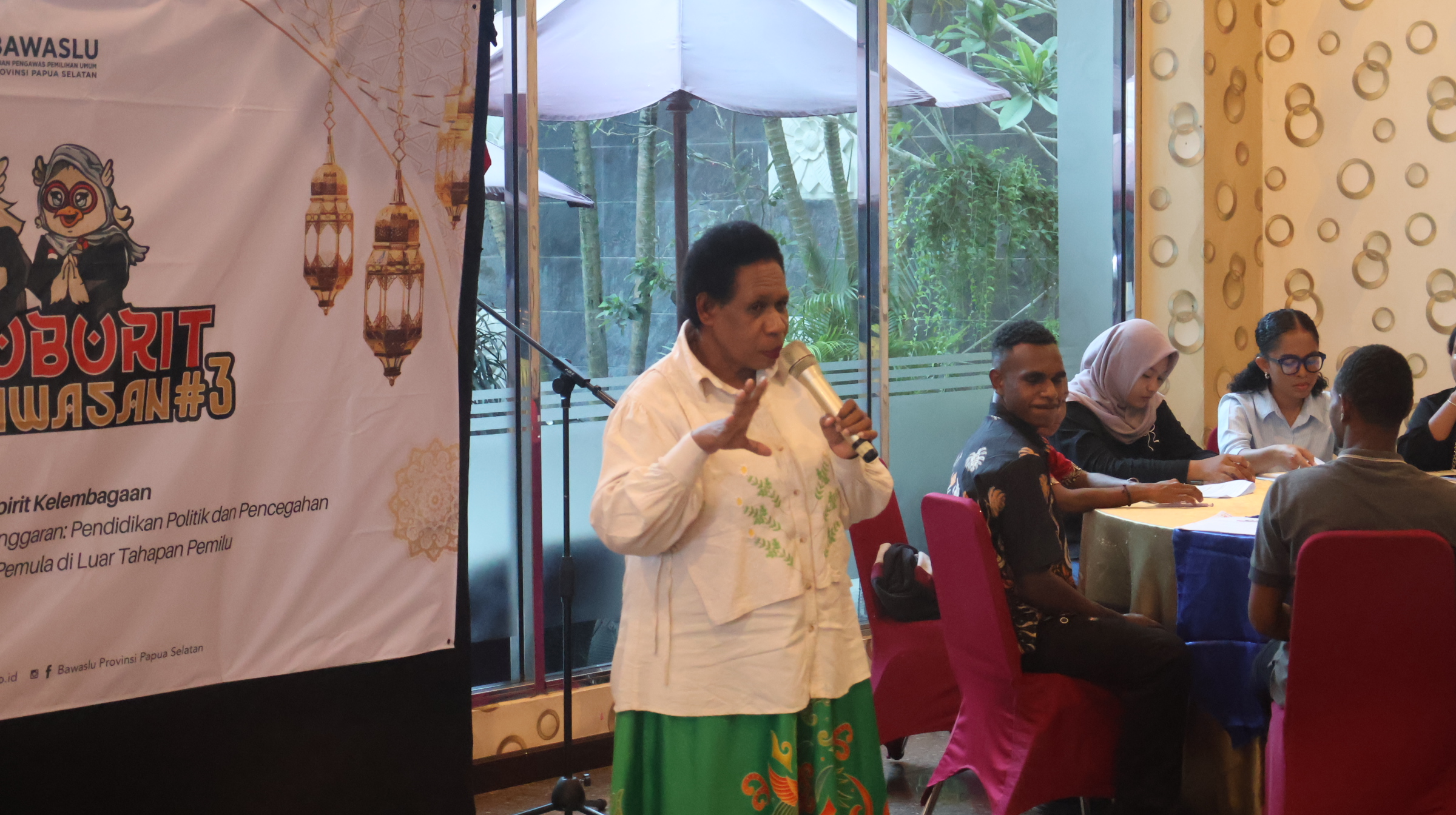 Koordinator Divisi Penanganan Pelanggaran, Data dan Informasi Bawaslu Papua Selatan, Yustina Weyrop