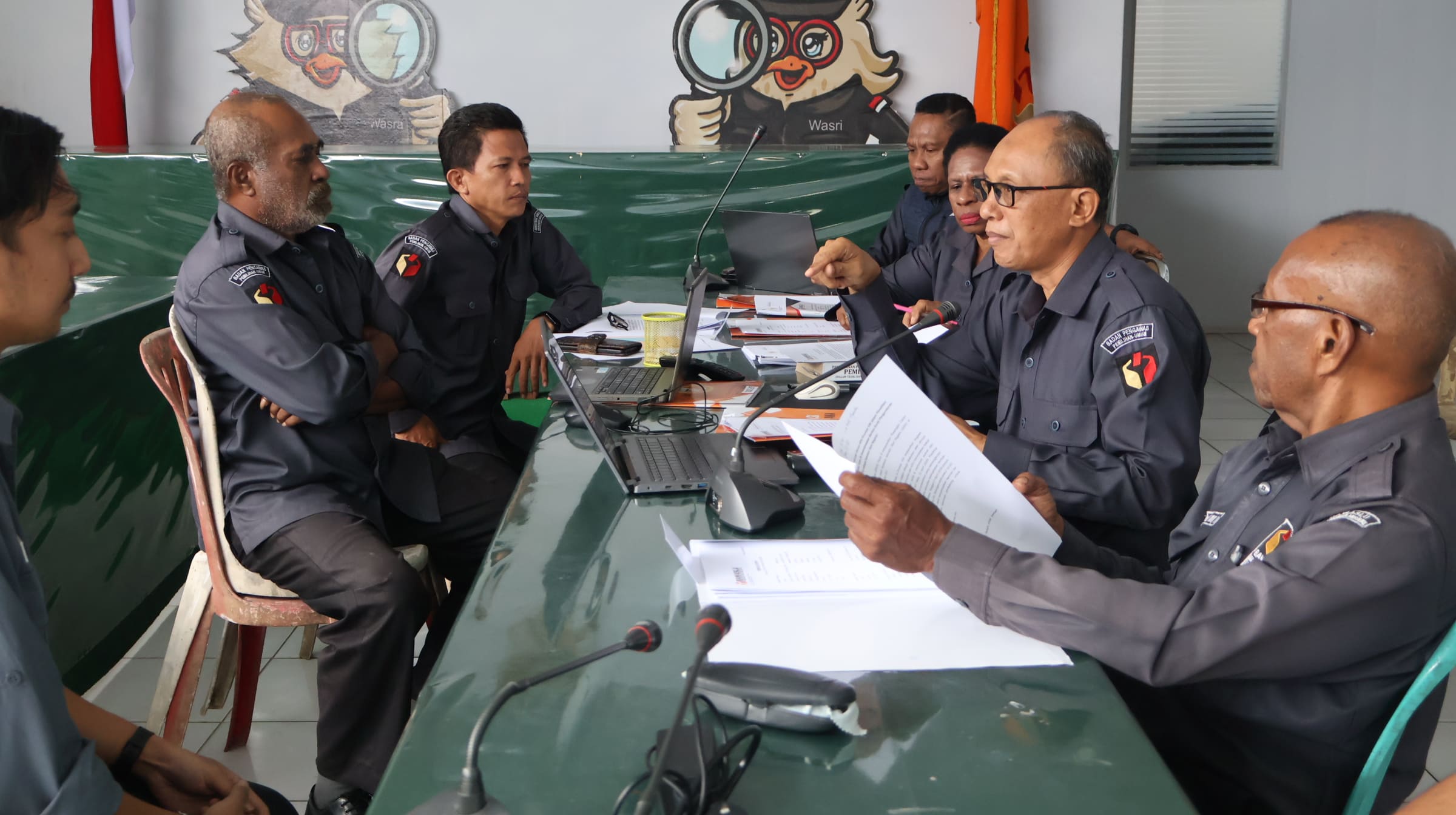 Kajian Awal Dugaan Pelanggaran melalui Pleno Pimpinan dalam Simulasi Penanganan Pelanggaran Bawaslu Papua Selatan