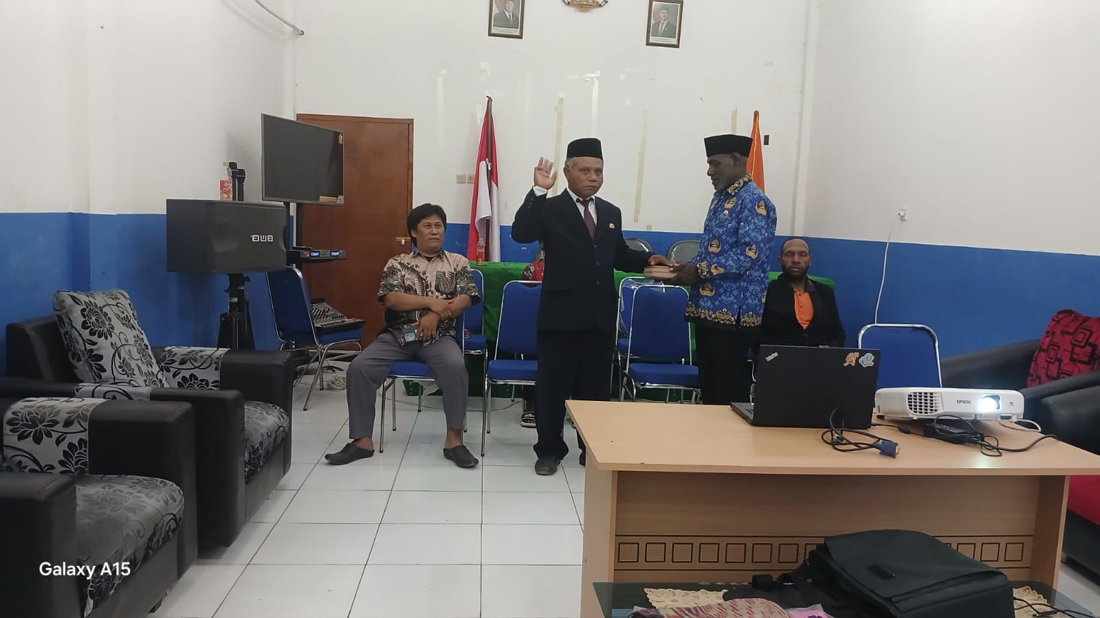 Resmi Dilantik, Elisa Kaleb Rumbiak Jabat Kabag Pengawasan dan Humas Bawaslu Papua Selatan