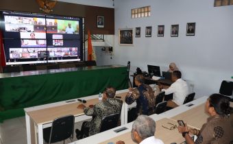 Pimpinan Bawaslu Papua Selatan Mengikuti Rapat Pembahasan Pelaporan Konsolidasi Demokrasi Bawaslu RI secara Daring